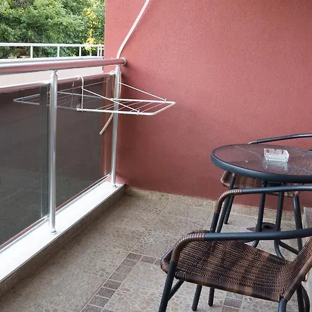 Nasred Grada Apartment *