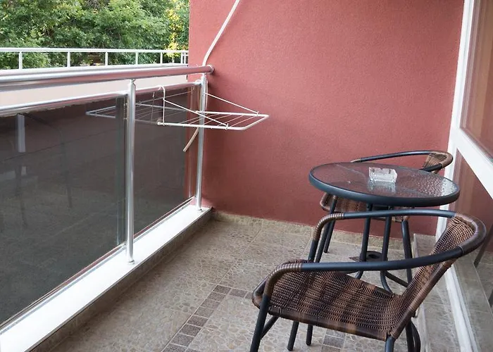 Nasred Grada Apartament *